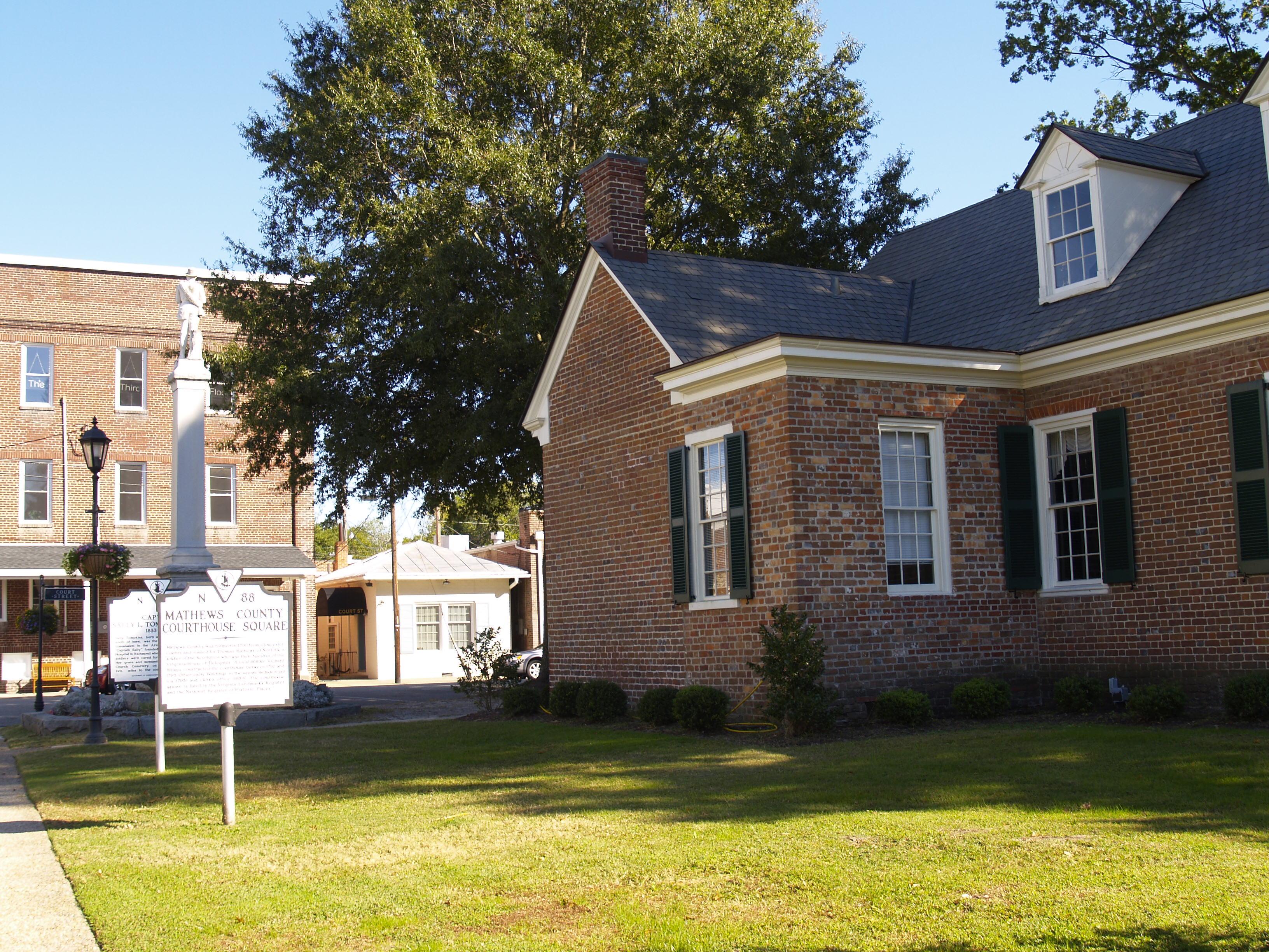 Mathews County Courthouse
