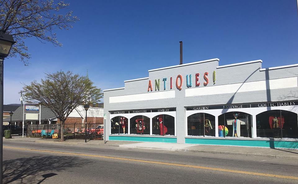 Charlotte's Web Antique Mall