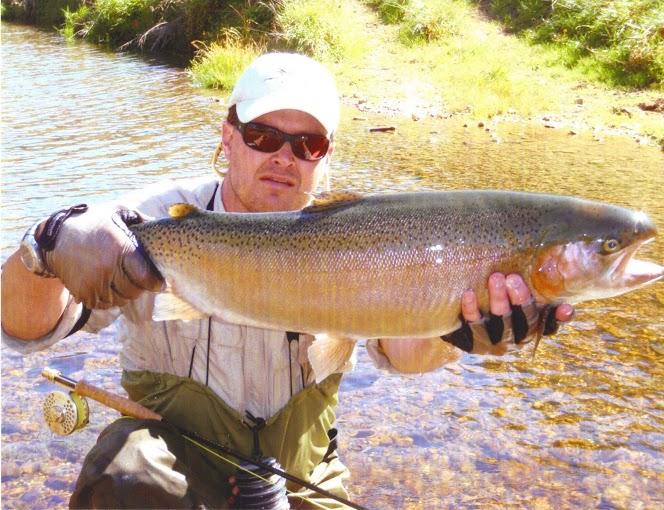 Large European Grapevine Trout Fishing Creel - Lava Creek Trading