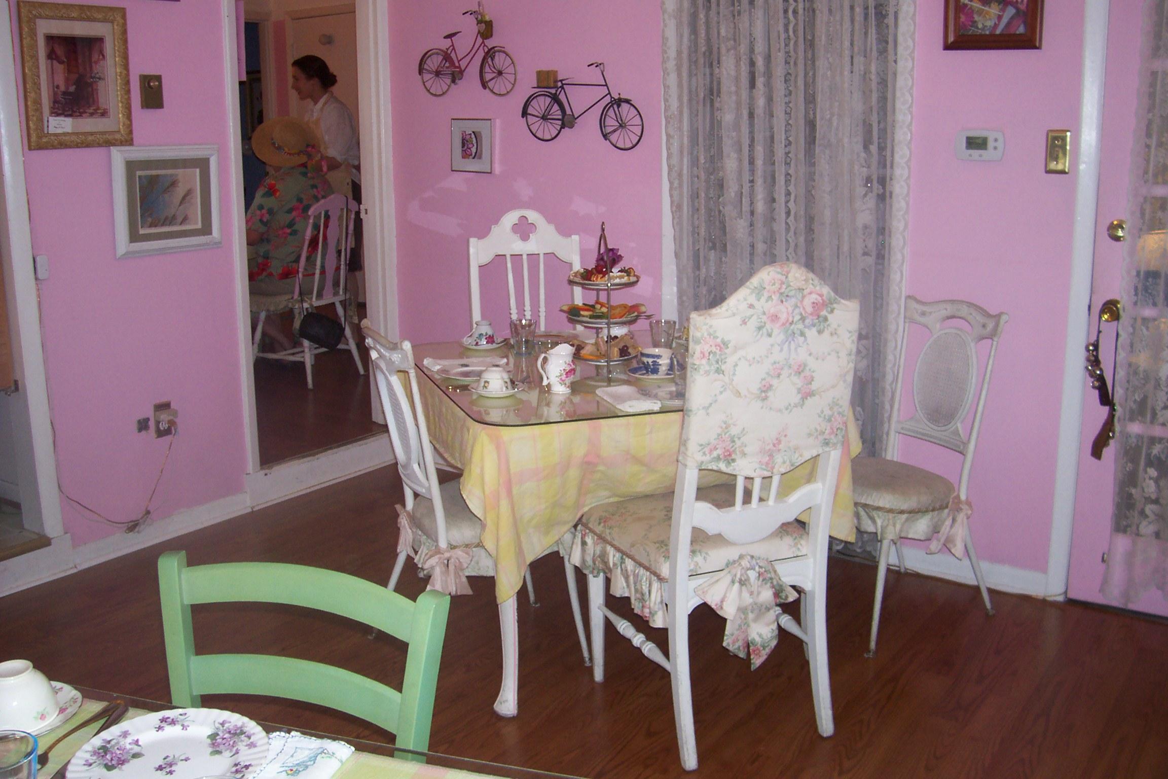 The pink bicycle tea hot sale room