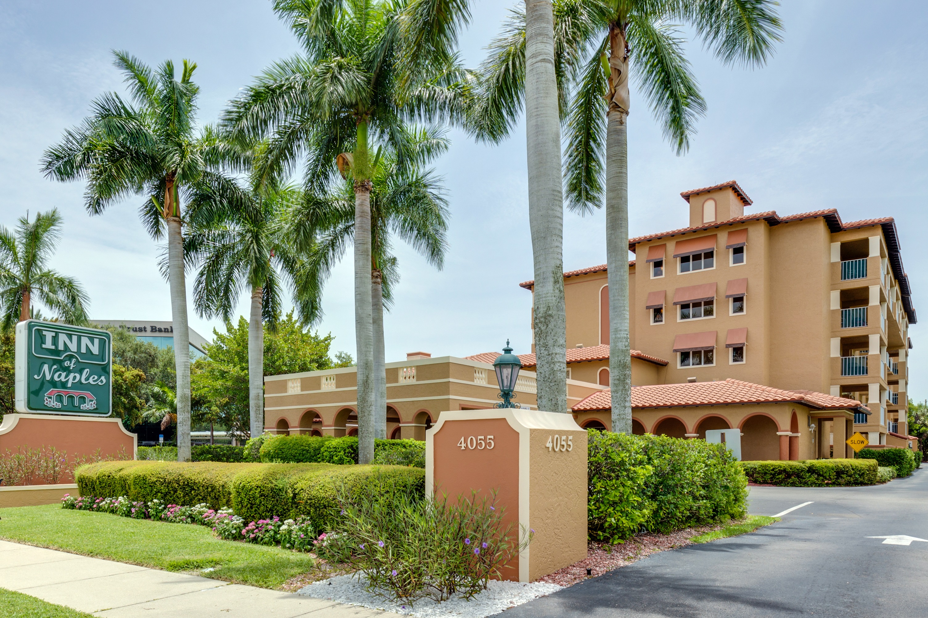 Inn of Naples, Tapestry Collection by Hilton in Naples | VISIT FLORIDA, image size:3012x2008