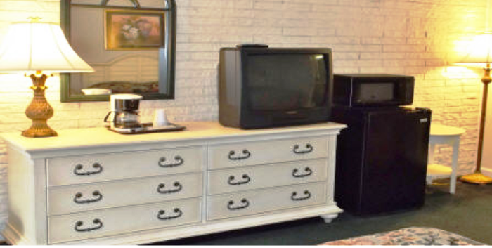 Azalea Inn Suites
