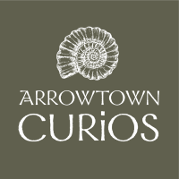 Arrowtown Curios Logo
