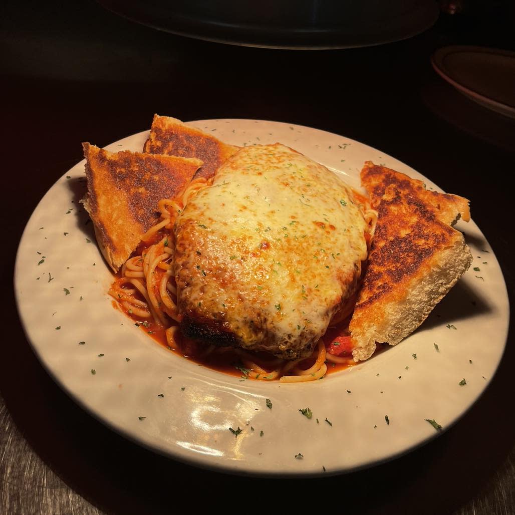 Country Club Family Restaurant Medina, New York 14103