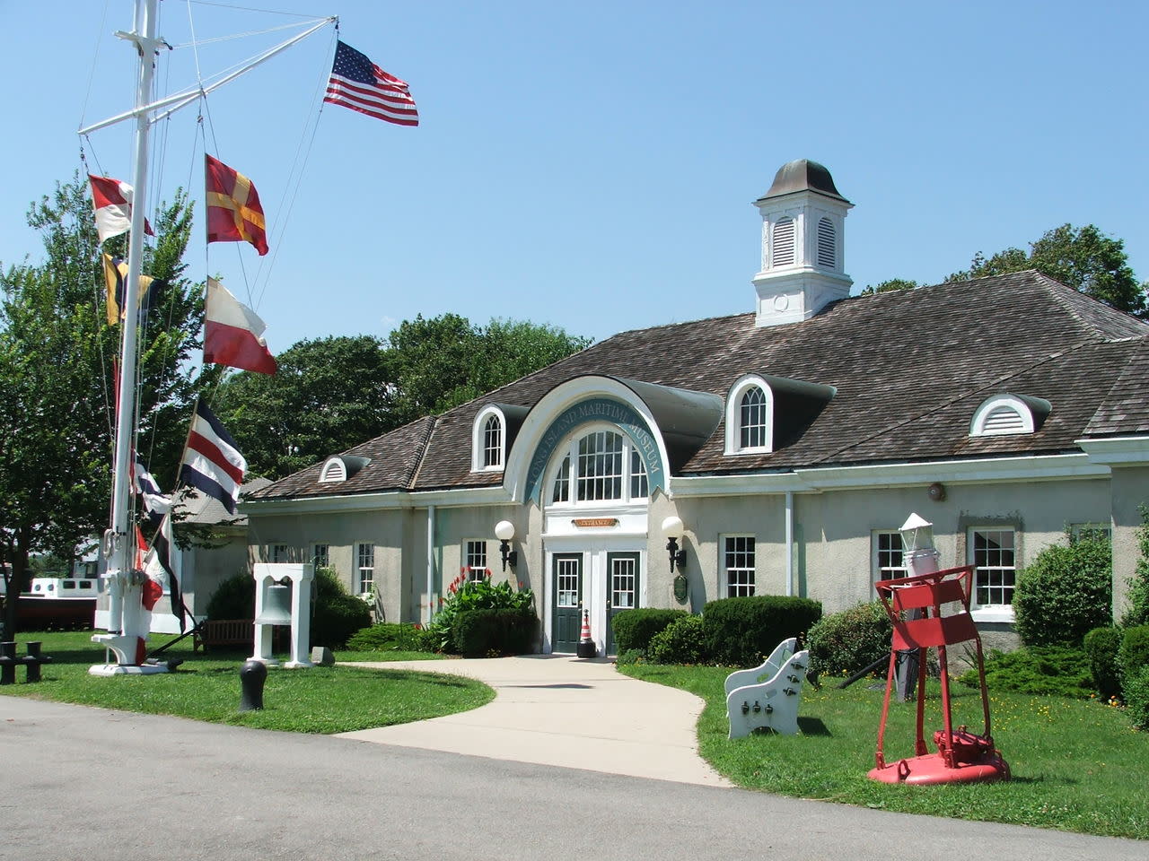 The Long Island Museum Parking