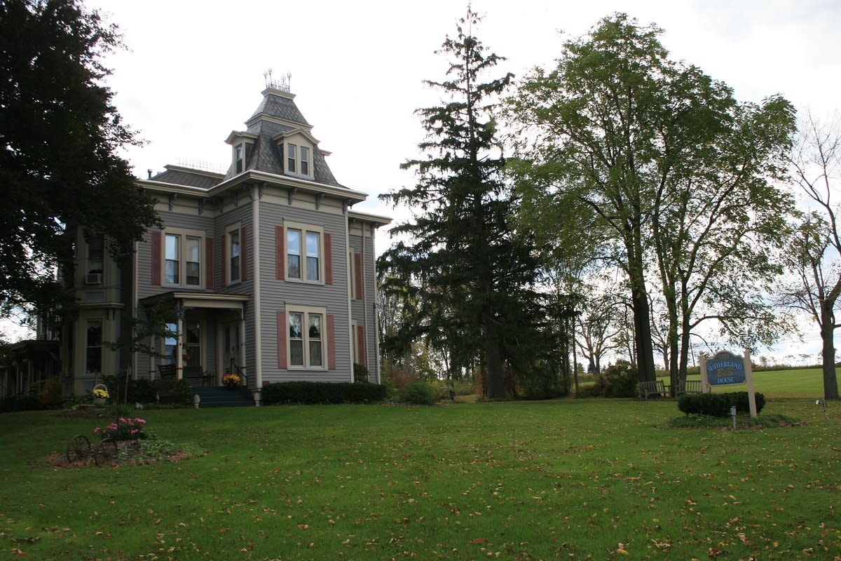 Sutherland House Victorian Bed & Breakfast | Canandaigua, NY 14424