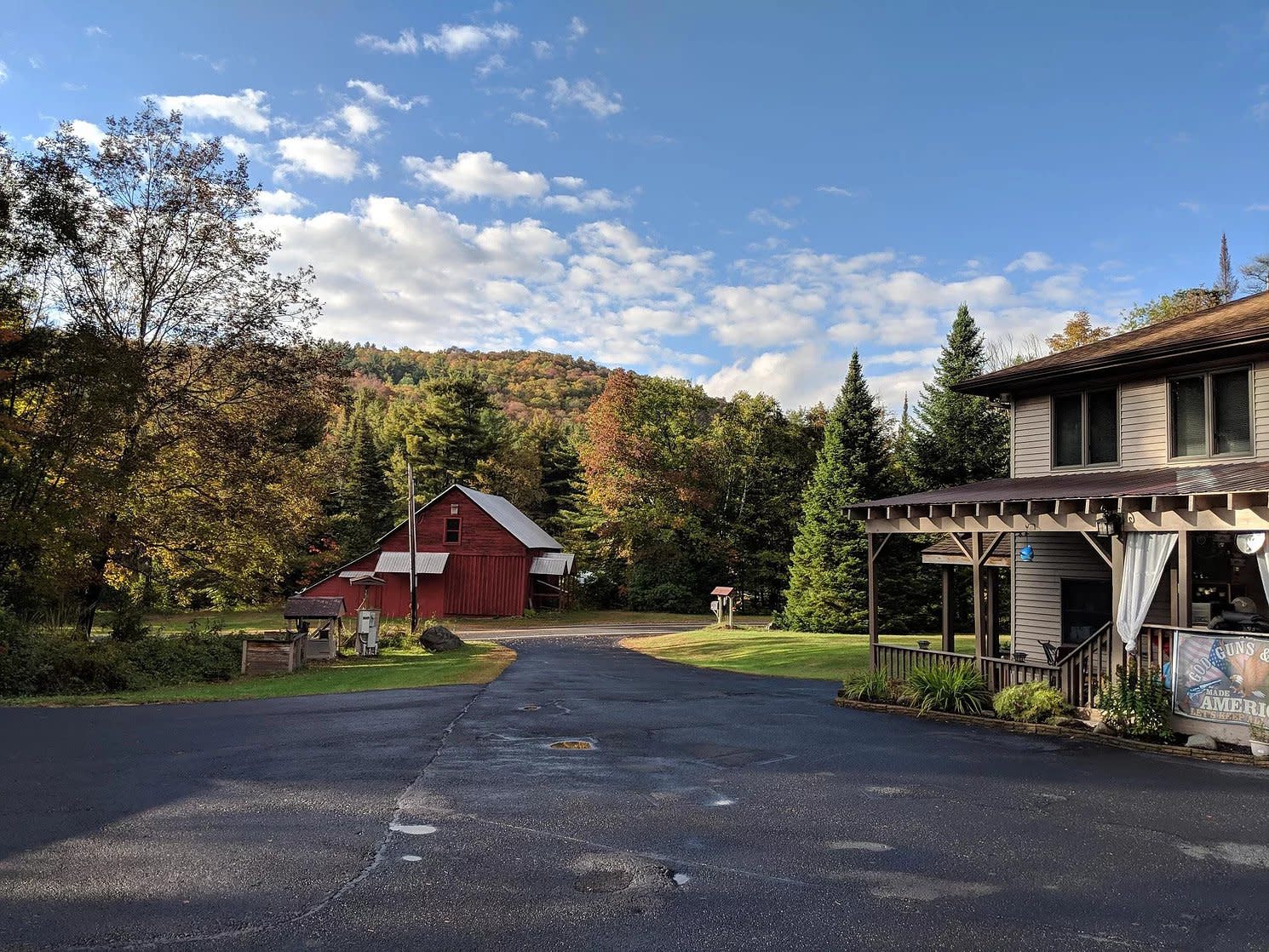 Rocky Acres Inn | Olmstedville, NY 12857