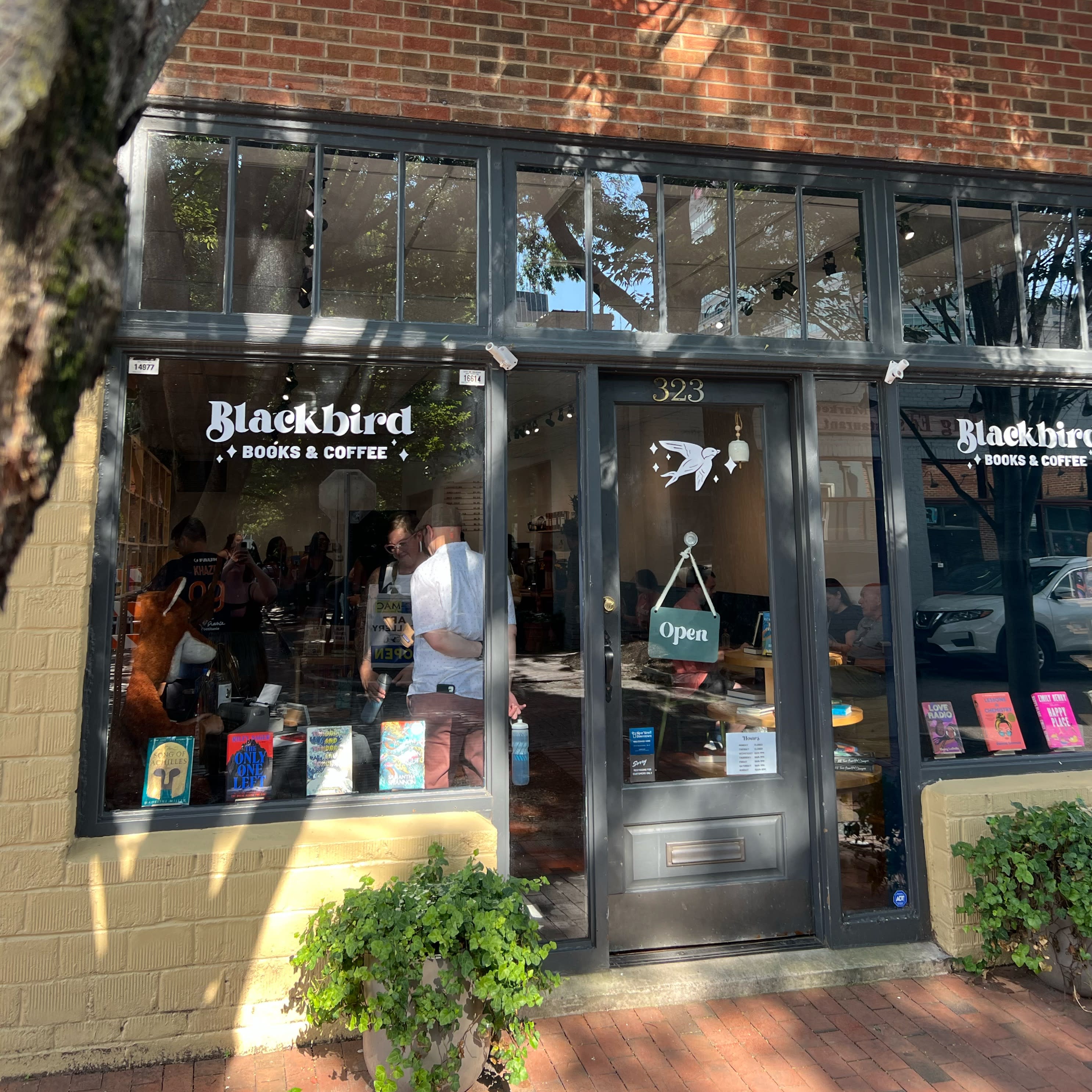 Blackbird is Raleigh's newest bookstore in downtown's City Market - Axios  Raleigh