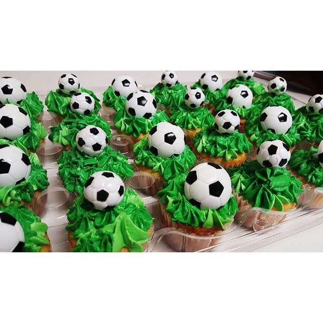 https://assets.simpleviewinc.com/simpleview/image/upload/q_75/v1/crm/roanoke/Delish-sweets-and-treats-soccer-cupcakes-image-roanoke0_c07f98bc-5056-a36a-0933b42acd5e65e3.jpg