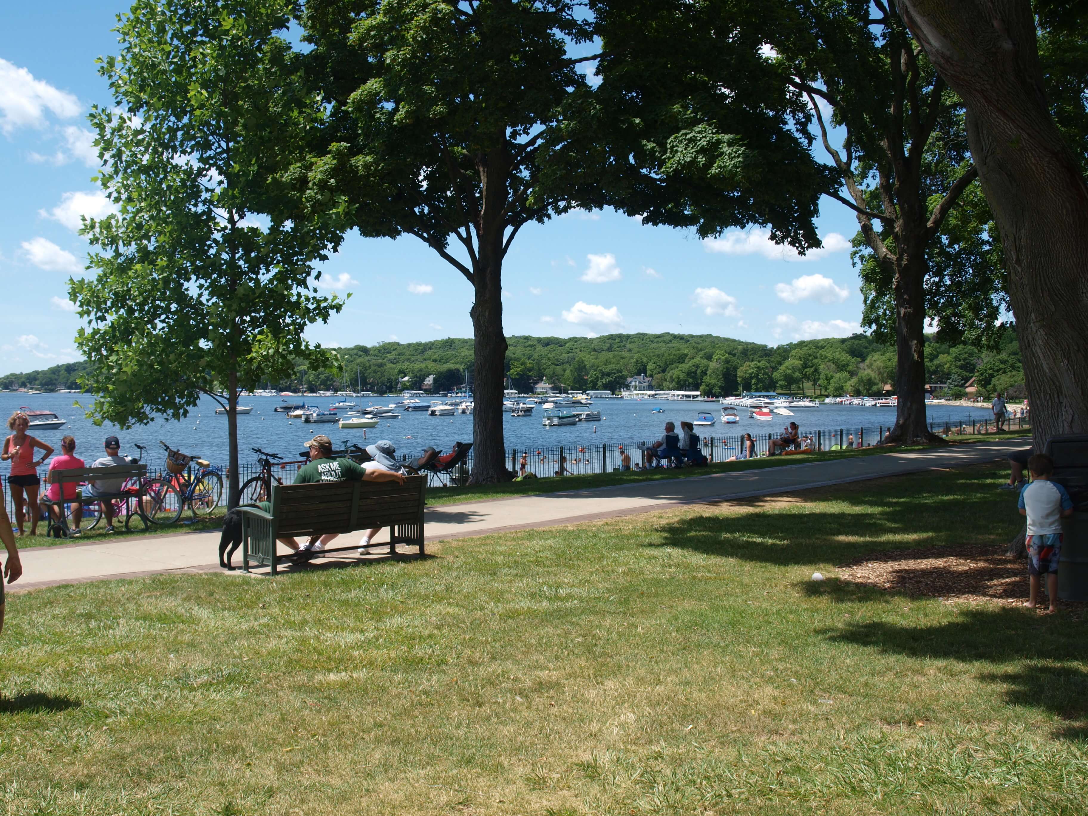 Geneva Lake shore with boats and park