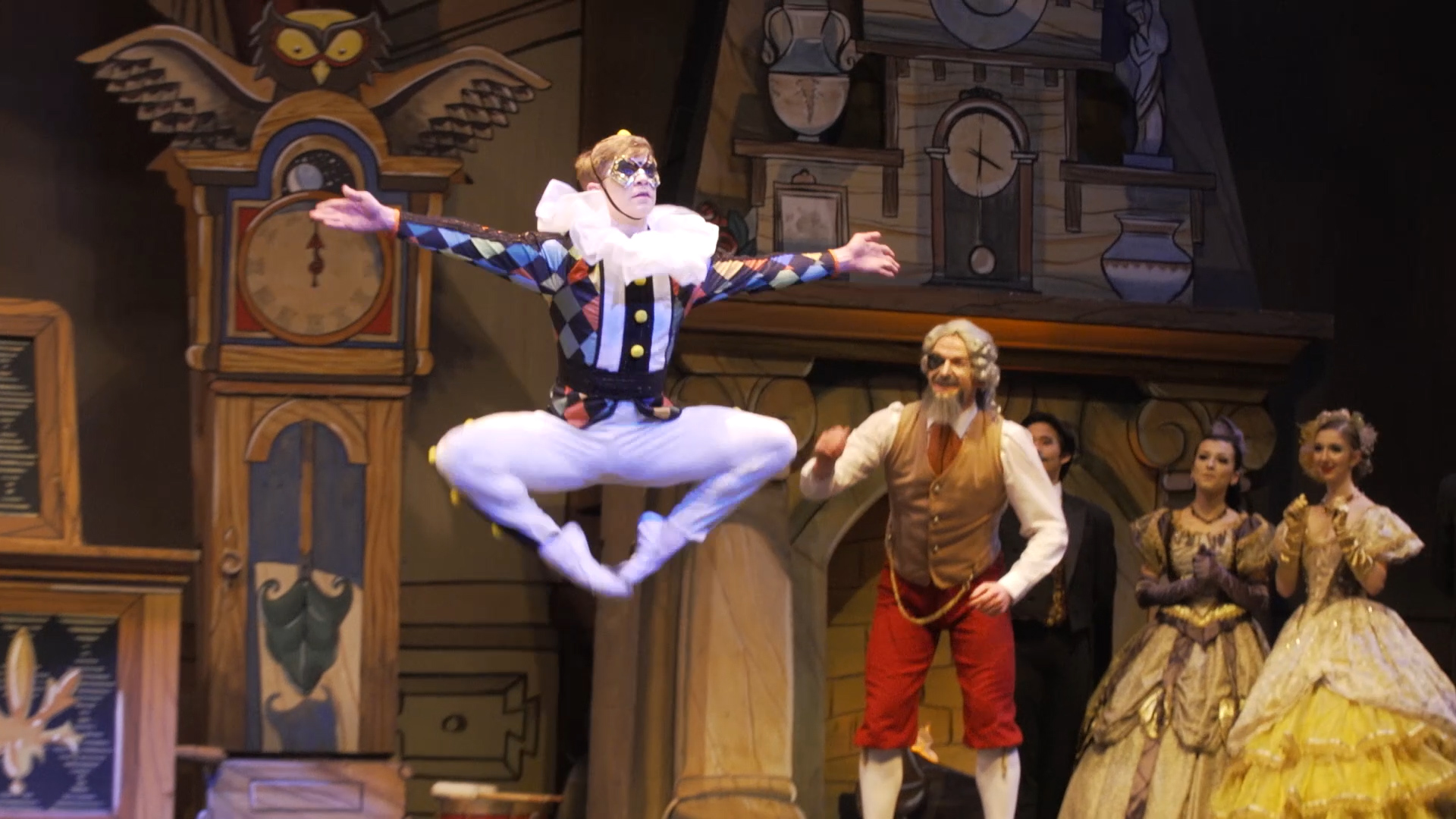 The Eugene Ballet Performs The Nutcracker
