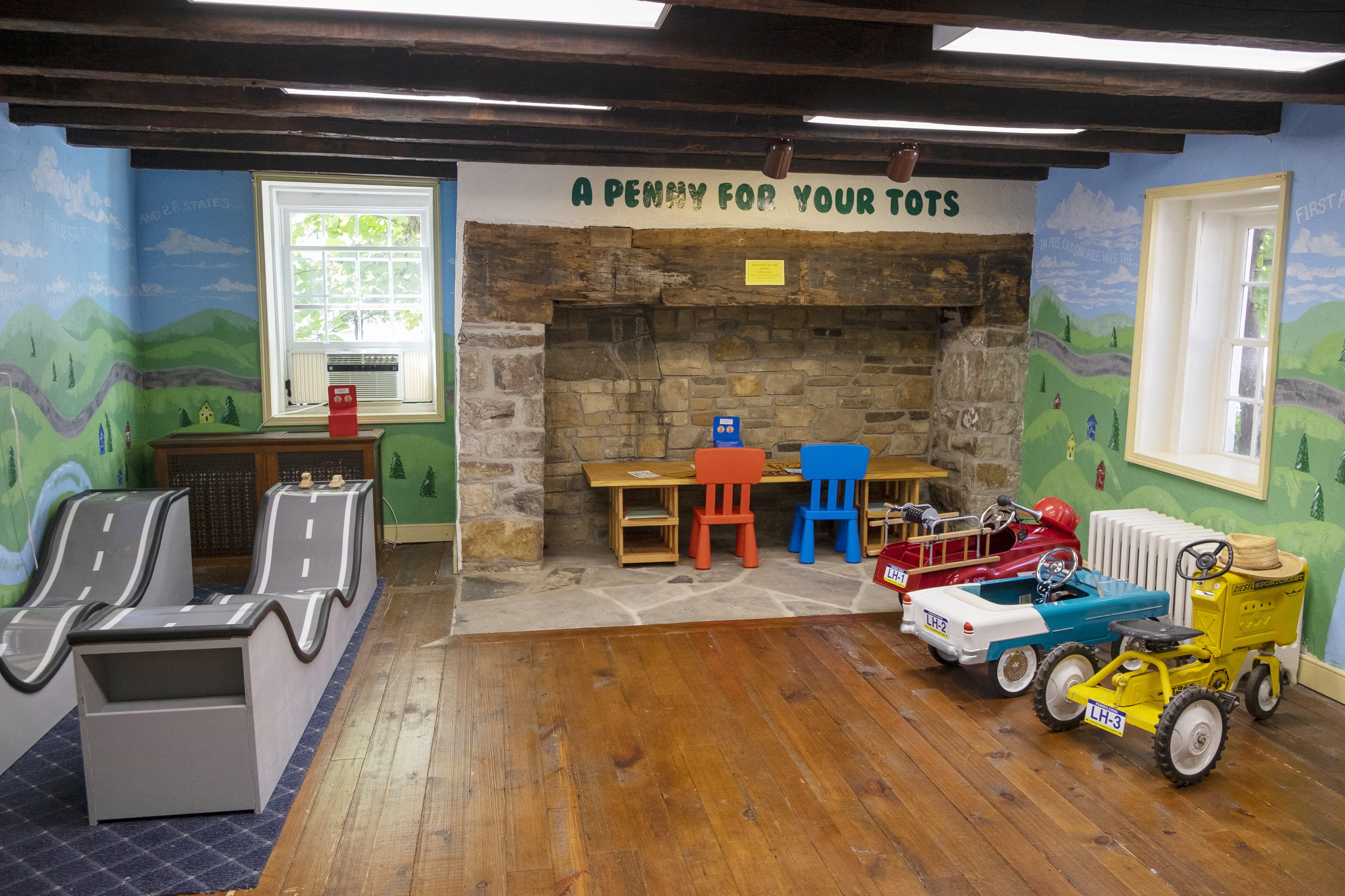Lincoln Highway Experience's A Penny For Your Tots Kids' Room