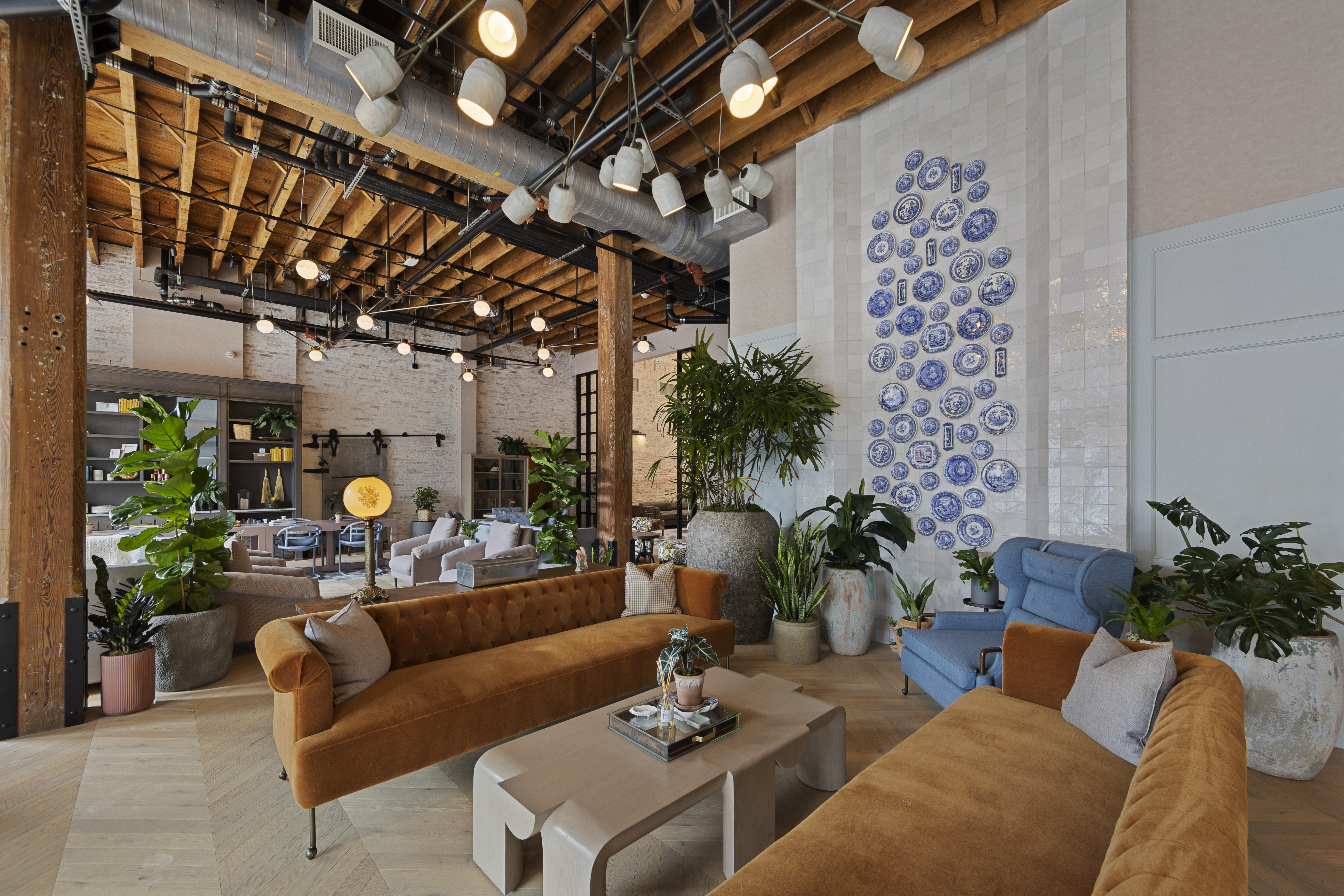 Hotels in Montgomery for A Fine & Dandy Affair