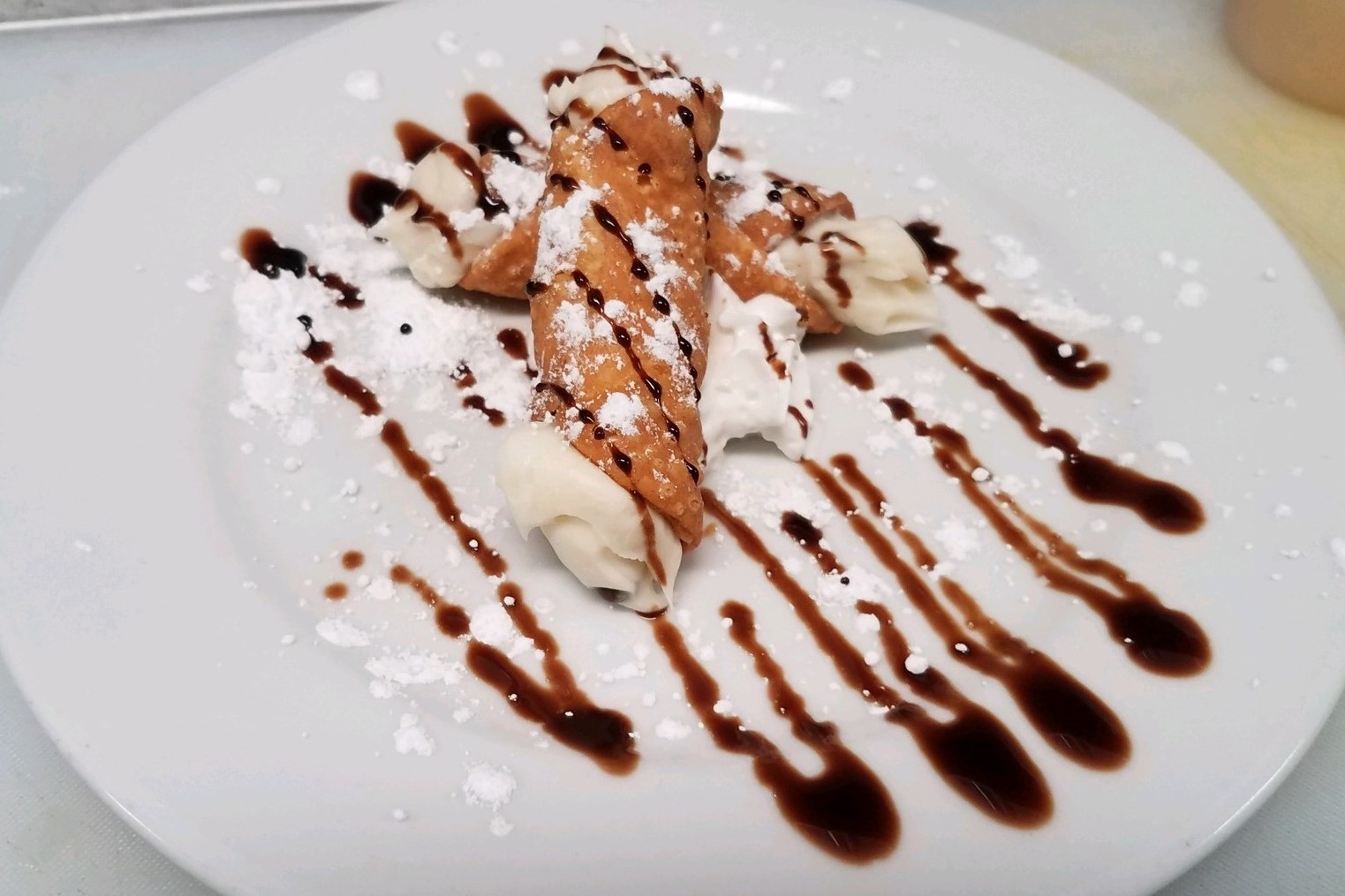 Distasio's Cannoli