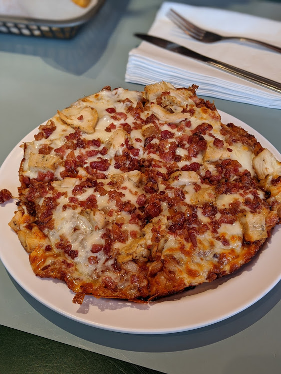 fessler's bbq chicken bacon pizza