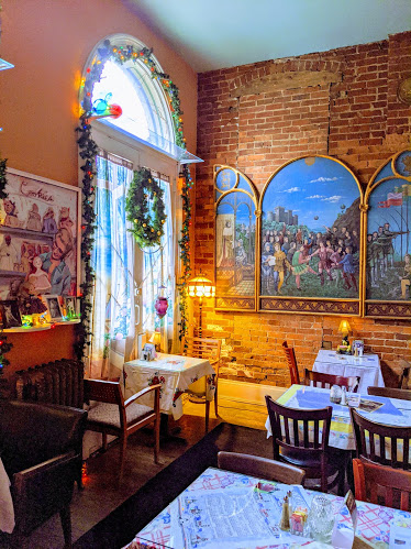 photo of the dining room at york street cafe in newport kentucky