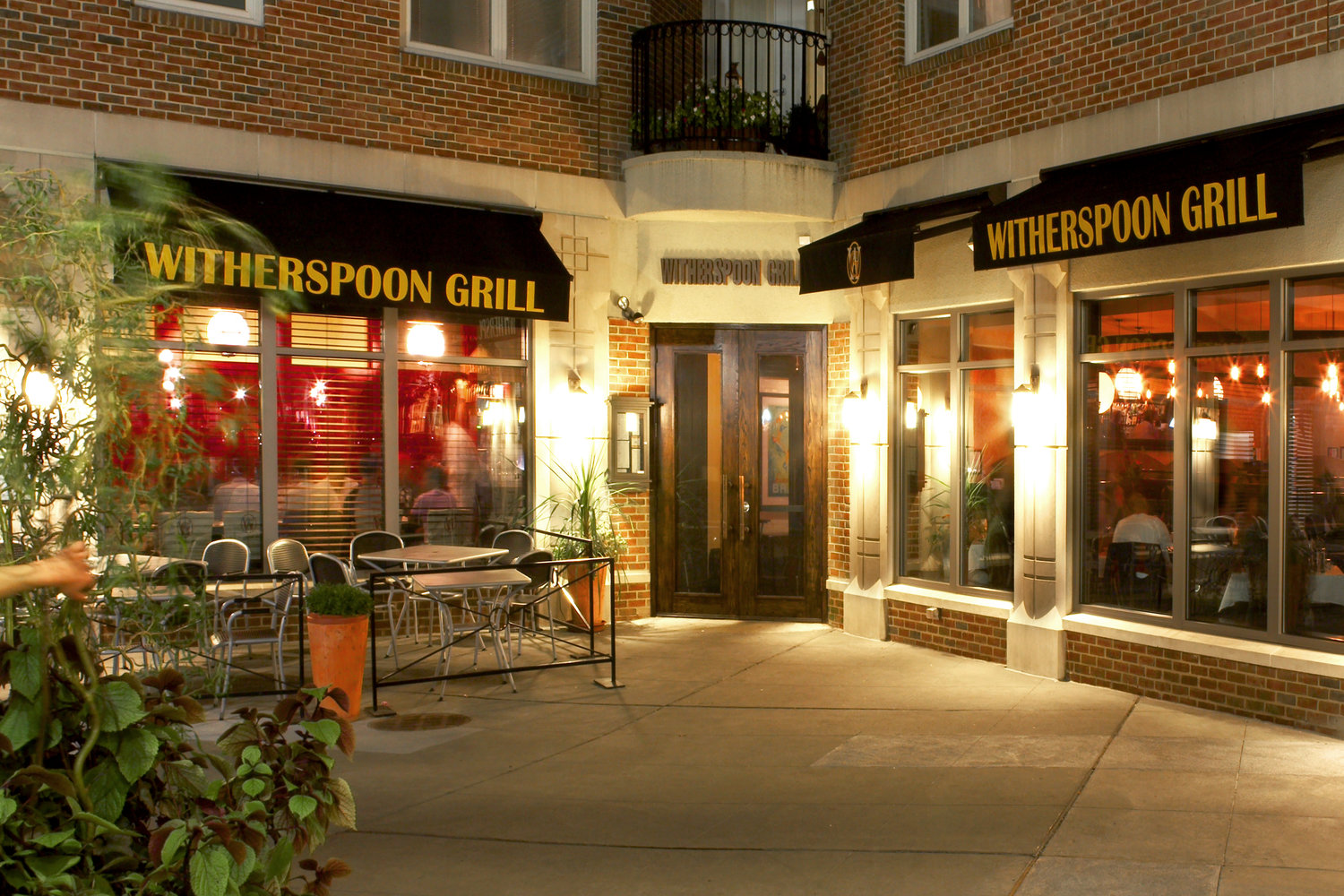 Outdoor Seating at the Witherspoon Grill in Princeton