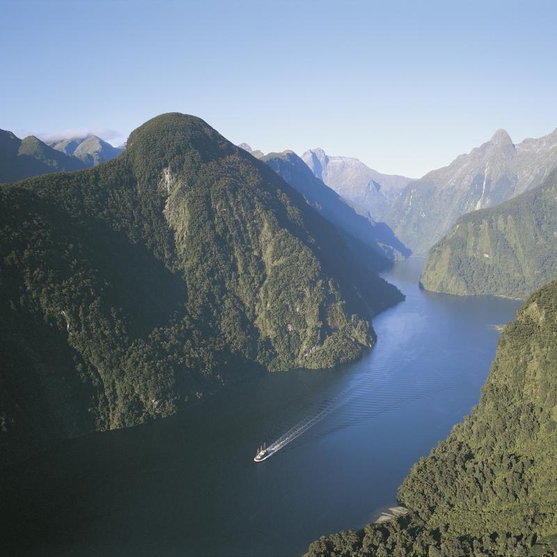 Doubtful-Sound-Cruise-with-Real-Journeys-Fiordland