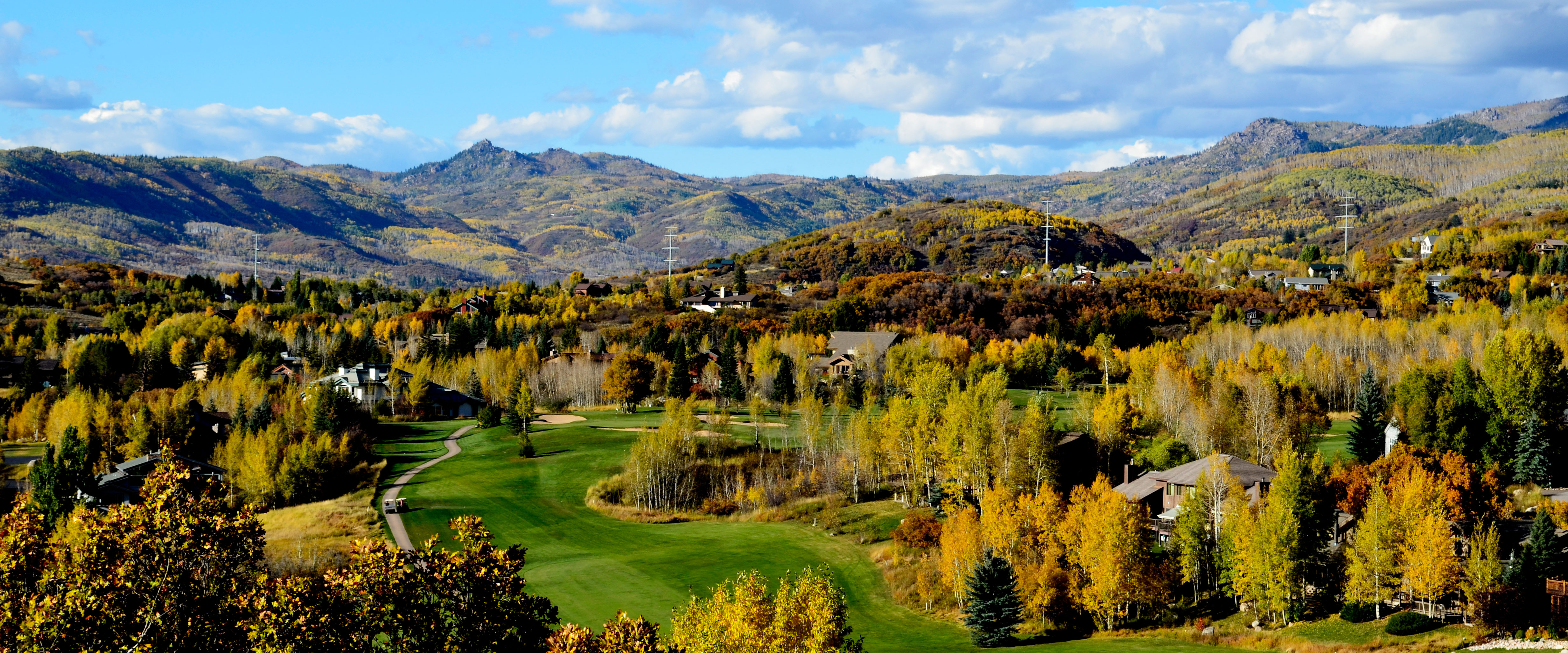 The Rollingstone golf course comes alive with color in the fall