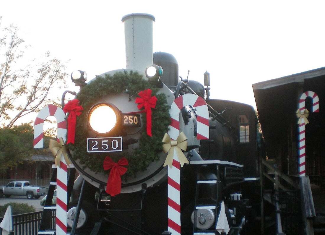 Wilmington Railroad Museum train decorated for holidays