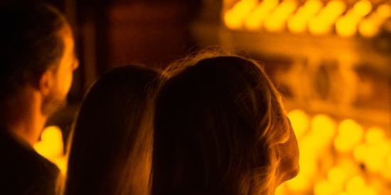 Candlelight: 90s Hip-Hop on Strings