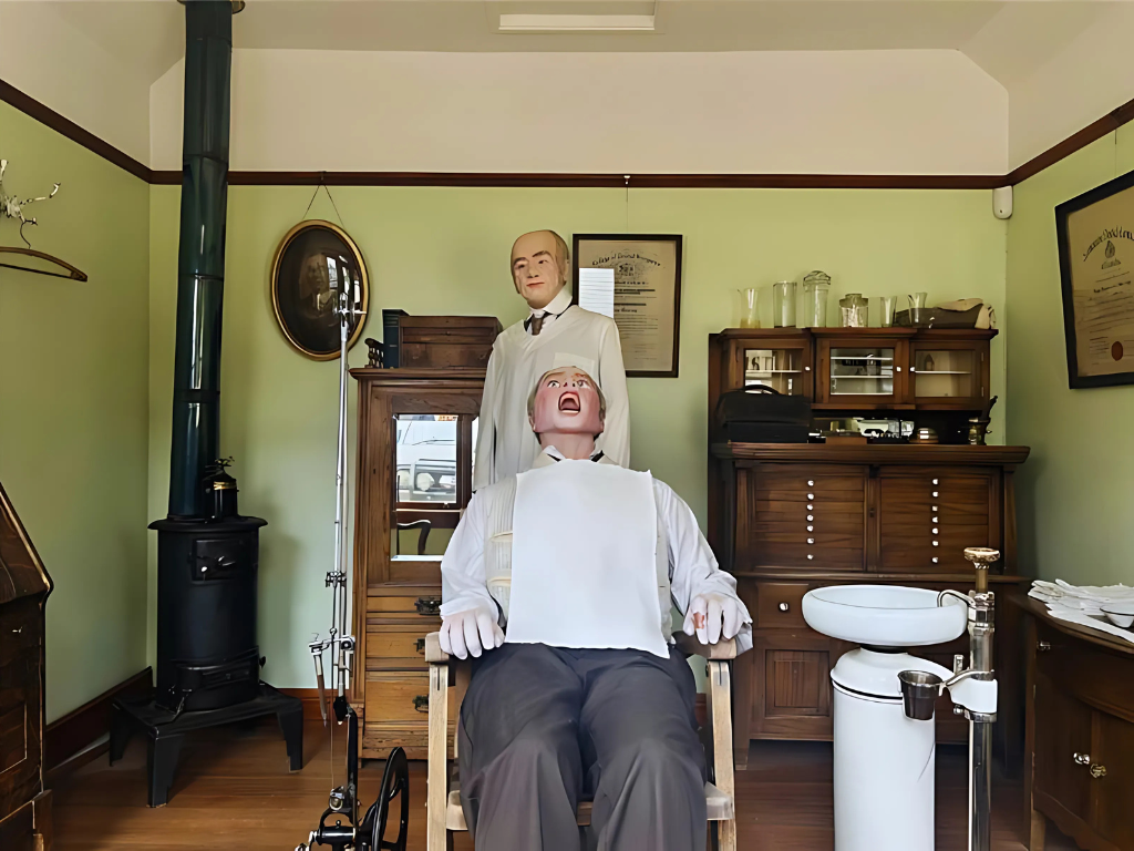 Curiosities and Oddities Walking Tour
