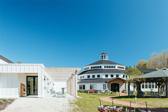 Guenzel Gallery Spotlight: Michael Koerner and Yicong Li