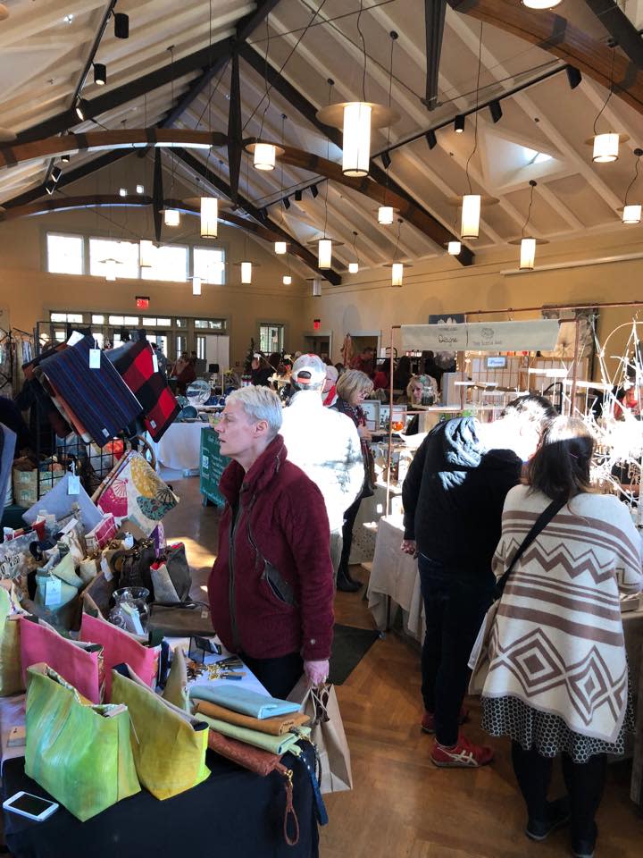 Hudson Valley Art Market Thanksgiving Weekend @ Locust Grove