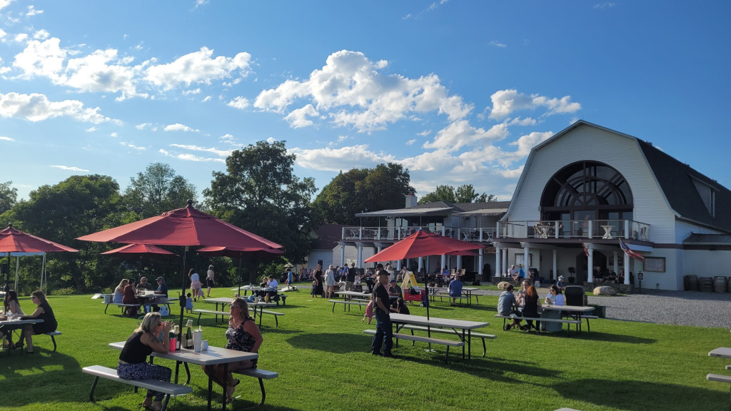 Friday Night Food Trucks at Millbrook Winery