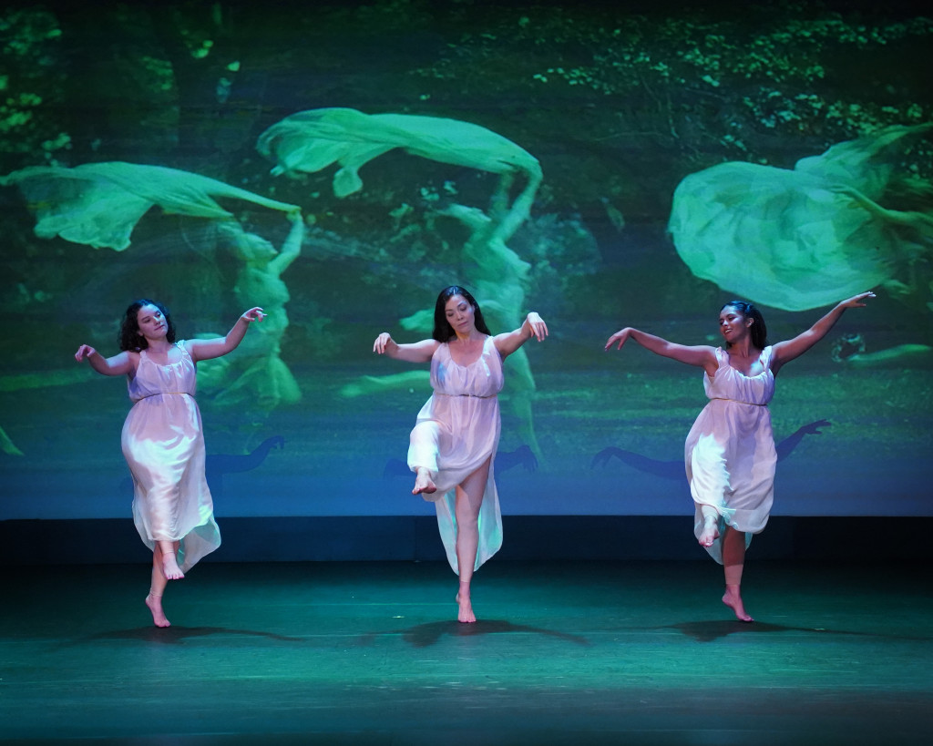 Isadora Duncan at Flora's Feast: Heaven in a Wildflower