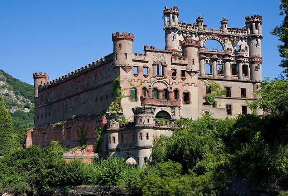 Art Exhibitions at Bannerman Island Gallery