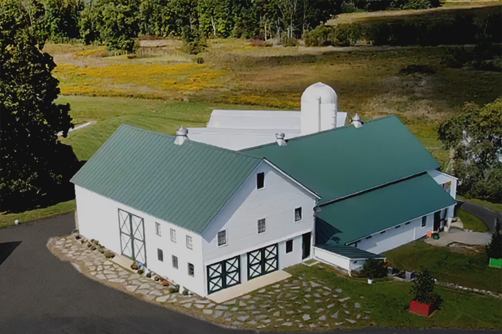 historic barn in hudson valley for tour