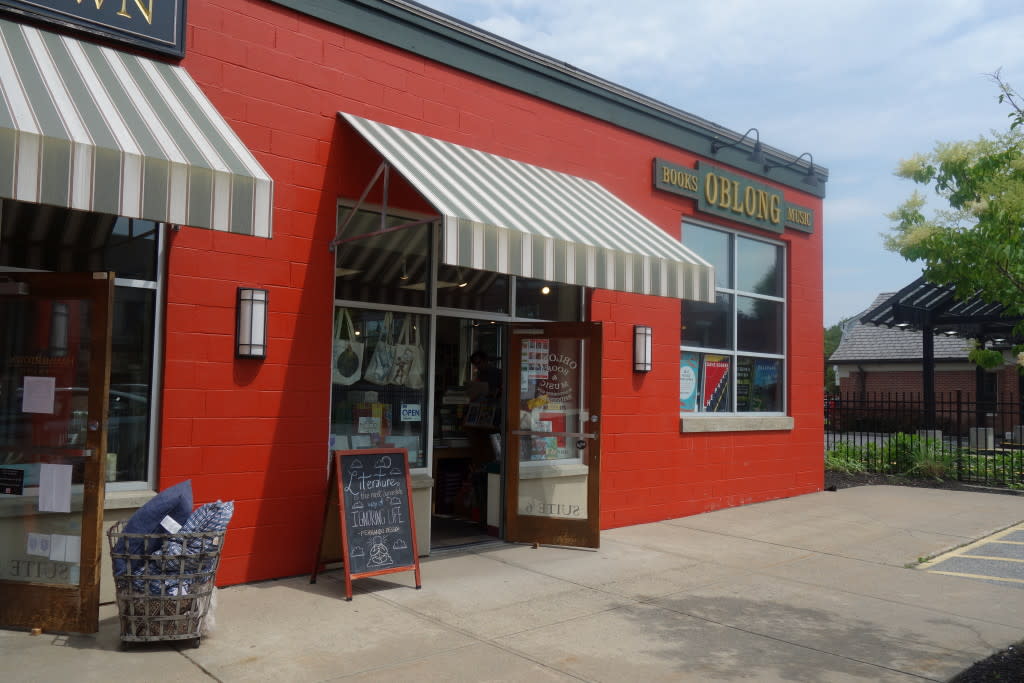 Oblong Books Hosts Author John Wiswell: "Wearing the Lion"
