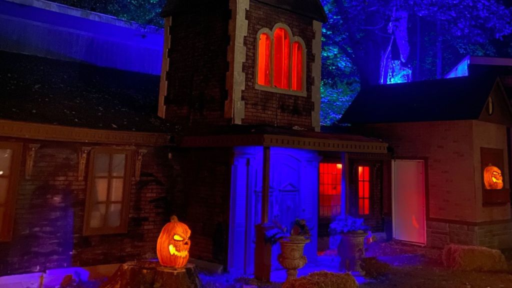 Kevin McCurdy's Haunted Mansion at Bowdoin Park