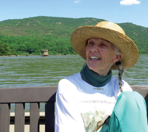 Bannerman Castle Hosts Eleanor Owen Seeland with Walking Tour & Book Signing