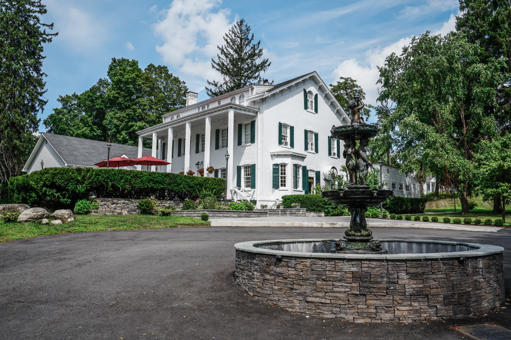 The fountain at Curry Estate in Hopewell Junction