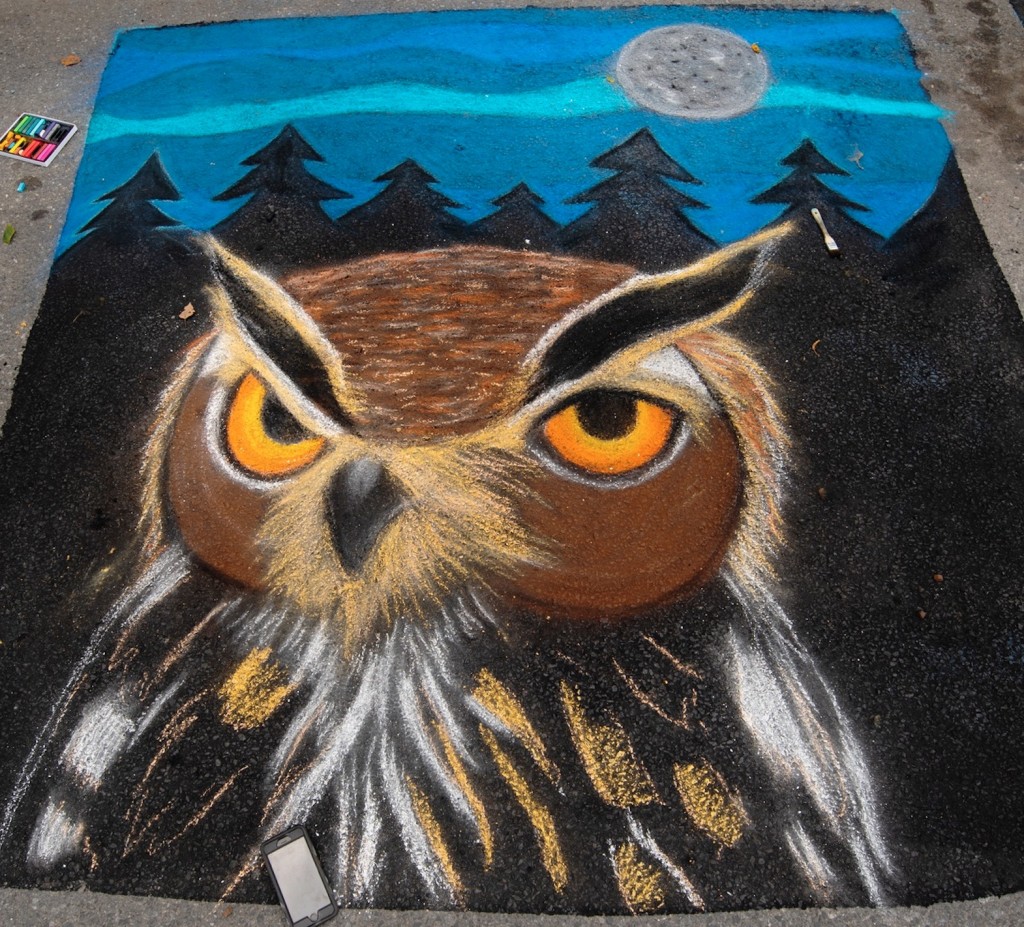 Image of artwork on street, detailed owl