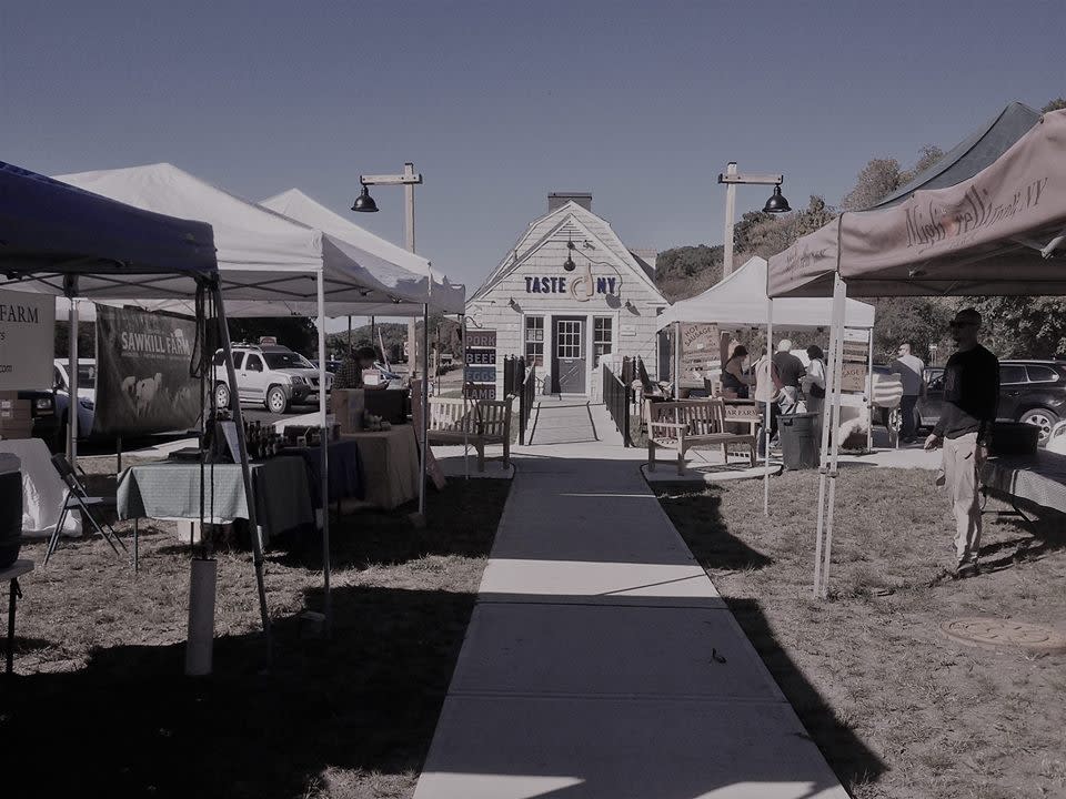 Taste of NY Market at Todd Hill Farmers