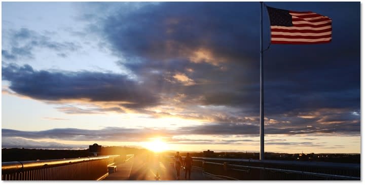 Sunrise Stroll at the Walkway Over the Hudson