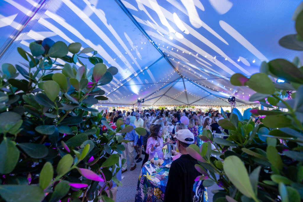 Photo : Soirée sur Antique Row