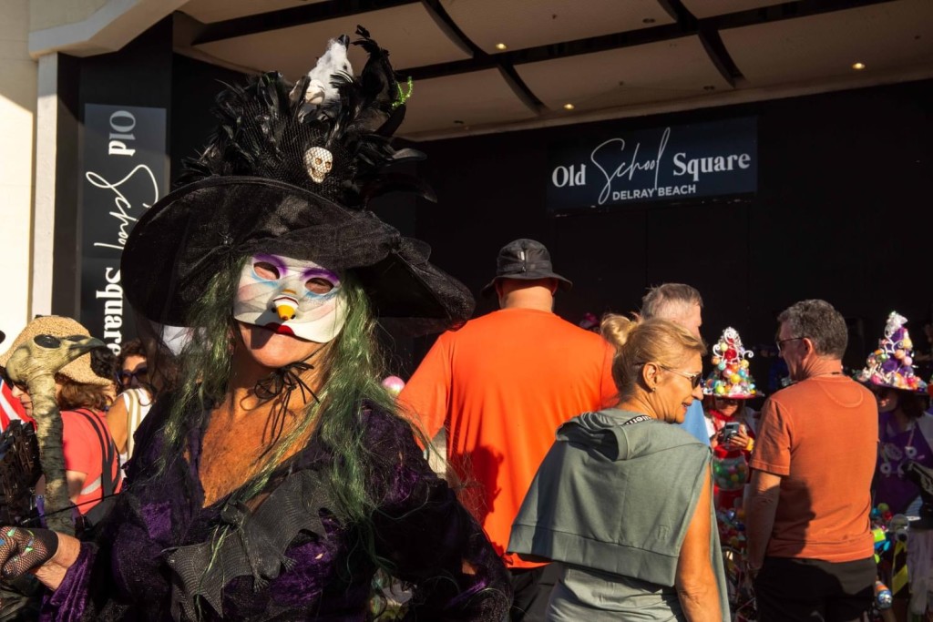 Photo des festivités d'Halloween dans le centre-ville de Delray Beach