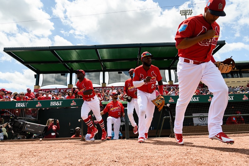 ENTRAÎNEMENT DE PRINTEMPS – PHOTO DES MARLINS DE MIAMI ET DES CARDINALS DE SAINT-LOUIS