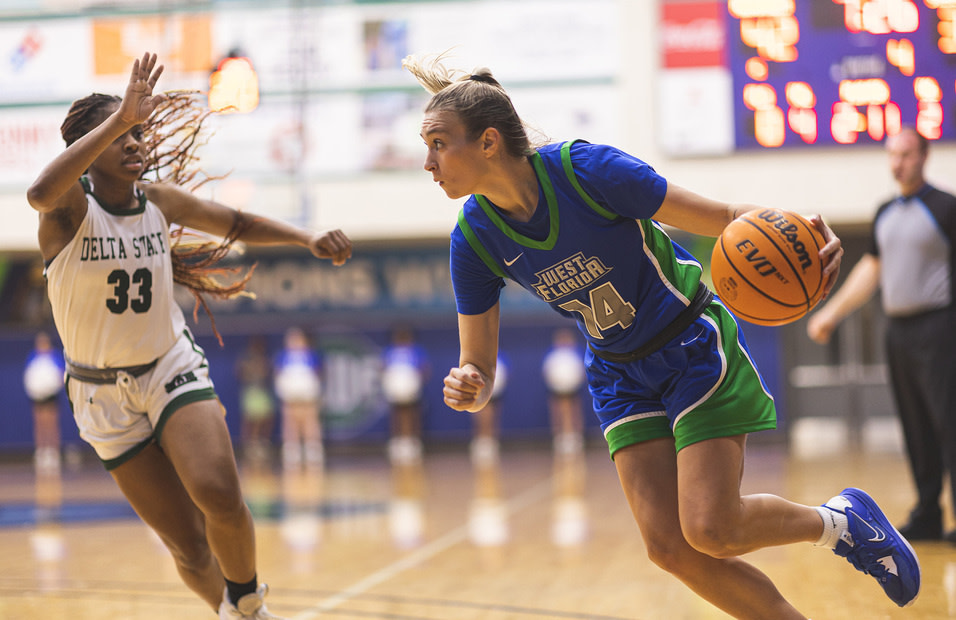 UWF Womens' Basketball