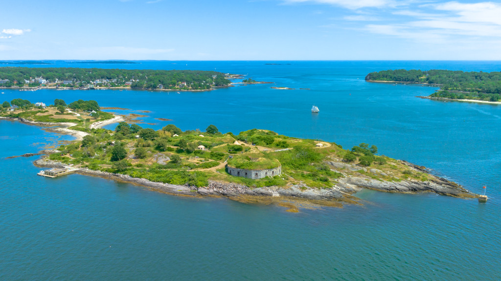 Fortland. Photo Credit: Peter G. Morneau