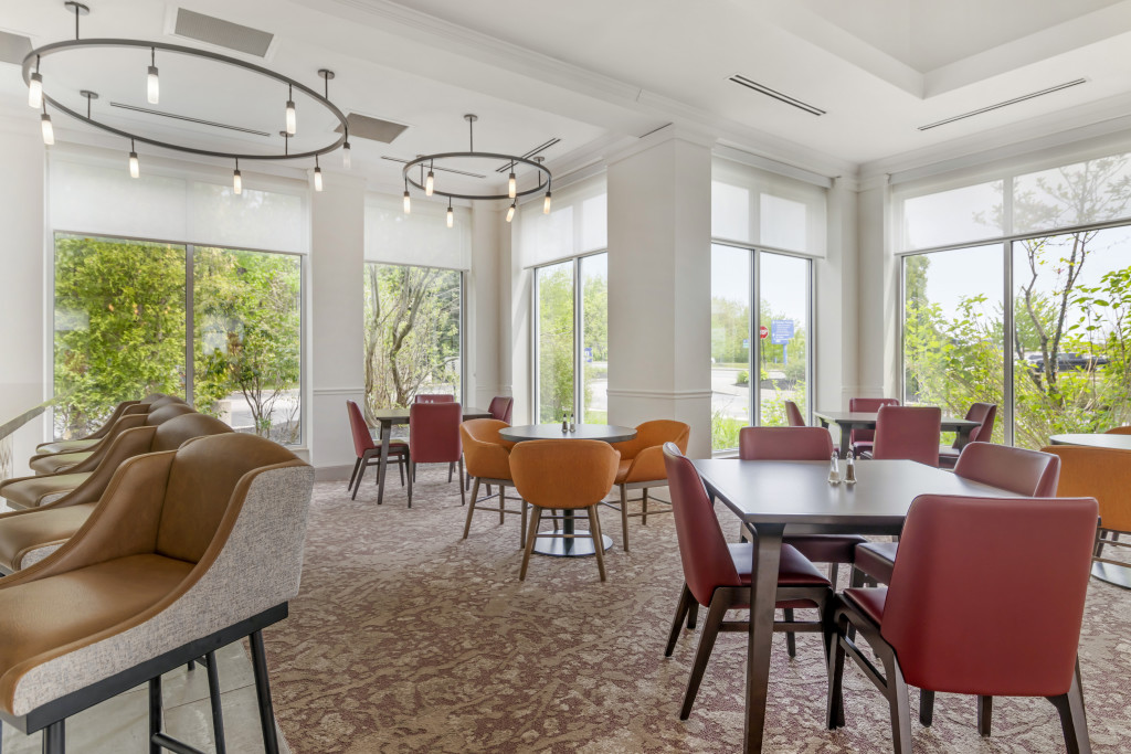 Lobby. Photo Credit: Hilton Garden Inn Portland Airport