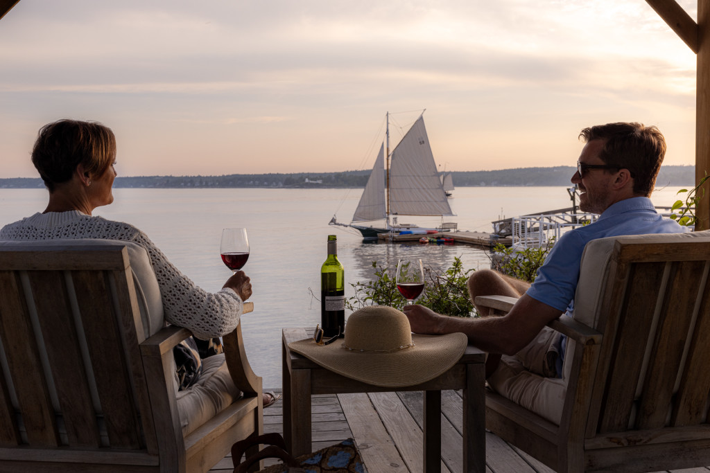 Couple at Gazebo. Photo Credit: Spruce Point Inn Resort & Spa