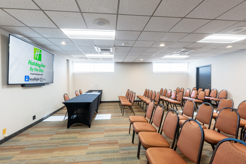 Breakout Room. Photo Credit: Holiday Inn by the Bay