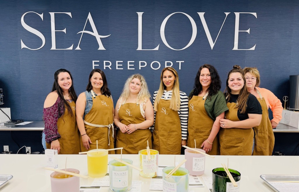 Group making candles. Photo Credit: Sea Love Freeport