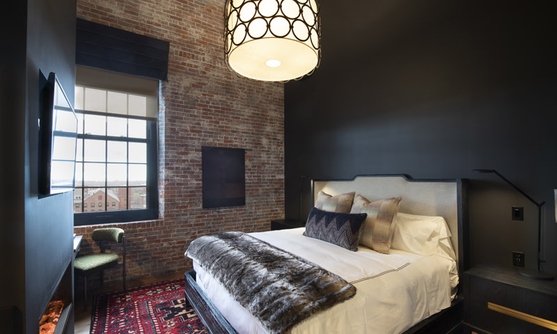 Guest Room. Photo Credit: Douglas Merriam