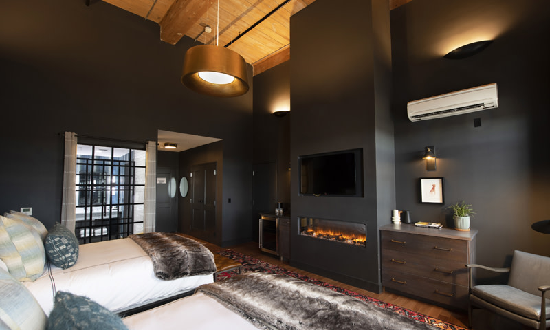 Guest Room. Photo Credit: Douglas Merriam